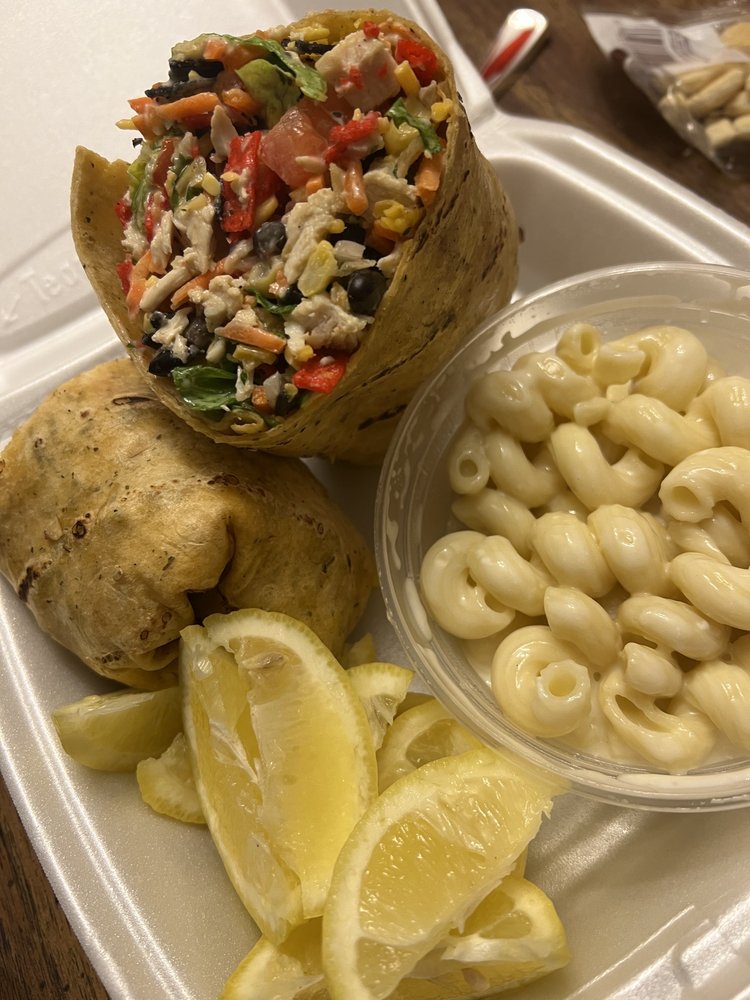 DOC GREEN’S SALADS & GRILL COLLEGE HILL Updated October 2024 29