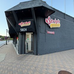 Strip's Chicken & Brewing
