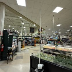Harris Teeter - New lowered drop ceilings and nauseating fluorescent lighting replace the elegant appearance the store used to have. 0/10 for new design