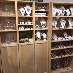 Creative Journey Studios - With over 70+ artists from around the world, their truly is something for everyone who visits Creative Journey Studios.