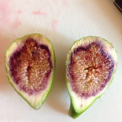 Mauro Frutta - Fresh figs.