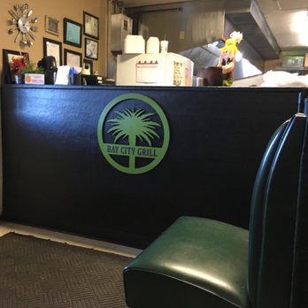 Bay City Grill - Front counter - Burgers Near Me - Satsuma, Alabama Bay City Grill - Front counter - Burgers Near Me - Satsuma, Alabama