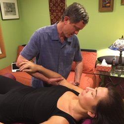 Erik Frederiksen, DC - Elbow adjustment