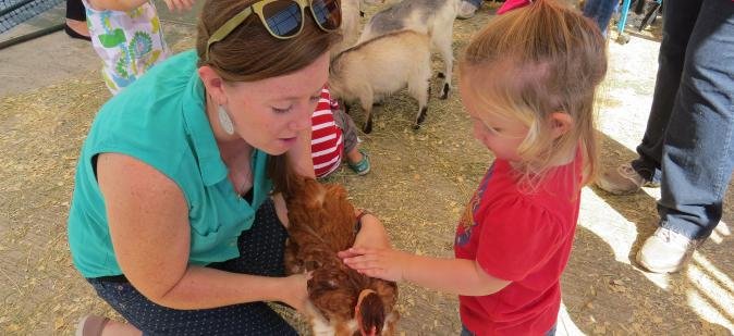 Little Green Tree House - childcare center in Chicago, IL