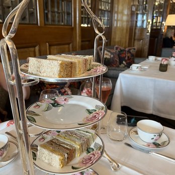 Brown's Hotel - Hotels Near Me - London, XGL