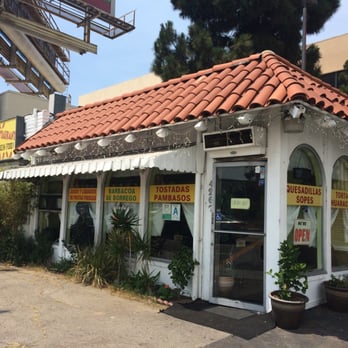 Licha's Restaurant - Storefront - Mexican Near Me - Hawthorne, California
