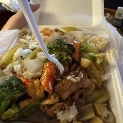 Yang's Deli
