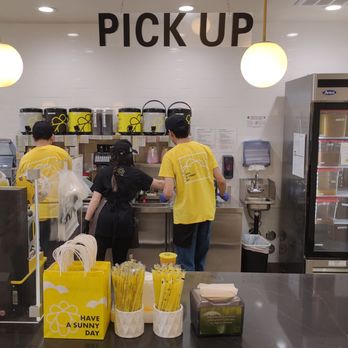 Sunright Tea Studio - View of the pickup counter area - Bubble Tea Near Me - San Diego, California