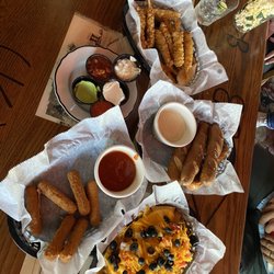 Buffalo Bill's Irma Hotel - Nachos, shrimp, mozzarella sticks and pretzel Sticks