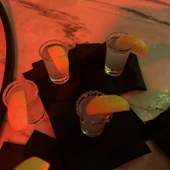 Wilde On The Porch - Lemon drop shots - Lounges Near Me - Miami Beach, Florida