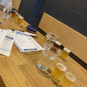 Blue Jay Brewing - Beer flight - Breweries Near Me - St. Louis, Missouri