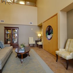 Mission Healthcare At Bellevue - Front Lobby