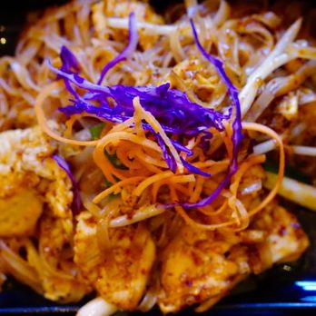 Swaddee Thai - Pad Thai w/ Chicken - Thai Near Me - Flagstaff, Arizona