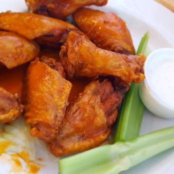 Bitter Creek Brewing - Mild chicken wings with ranch - American Near Me - Rock Springs, Wyoming Bitter Creek Brewing - Mild chicken wings with ranch - American Near Me - Rock Springs, Wyoming
