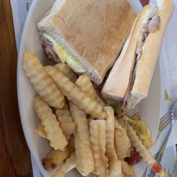 Full Cuban sandwich w/ fries Full Cuban sandwich w/ fries