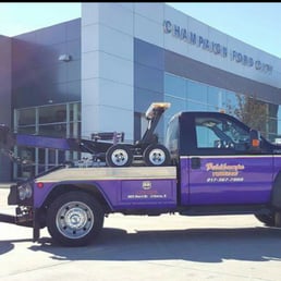 Feldkamp's Towing nice trucks and great service.