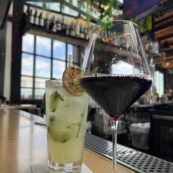 Monarch Ocean Pub - Wine and mocktail - Gastropubs Near Me - Del Mar, California