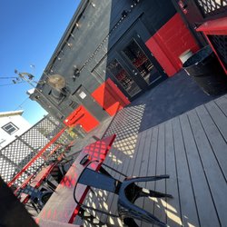 La Billiards Bar & Grill - Balcony