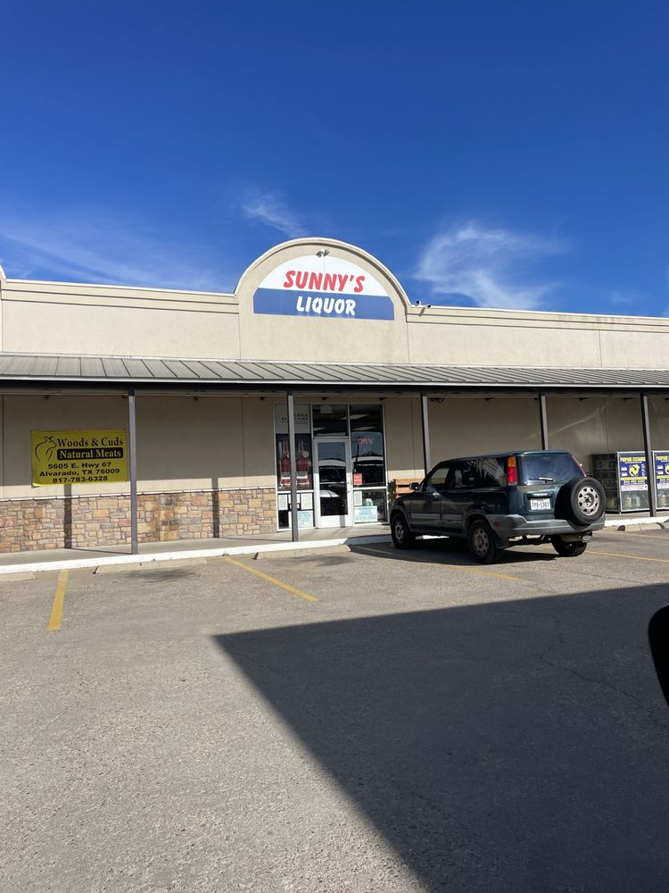 Social spots from Sunny’s Liqour