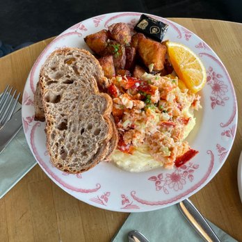 Plain Jane - New England Lobster Scramble - Breakfast & Brunch Near Me - San Francisco, California Plain Jane - New England Lobster Scramble - Breakfast & Brunch Near Me - San Francisco, California