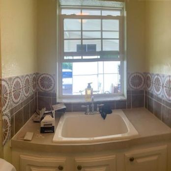 The Handy Folks - Installing decorative tiles - Handyman Near Me The Handy Folks - Installing decorative tiles - Handyman Near Me