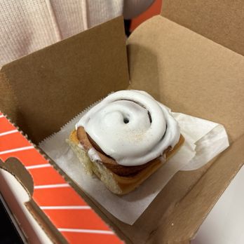 The Peach Cobbler Factory - VANILLA CINNAMON ROLL - Desserts Near Me - Washington, DC, District of Columbia The Peach Cobbler Factory - VANILLA CINNAMON ROLL - Desserts Near Me - Washington, DC, District of Columbia