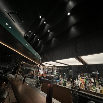 Tiramisu - Bar area - Italian Near Me - Montreal, Quebec Tiramisu - Bar area - Italian Near Me - Montreal, Quebec