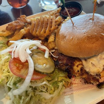 Guy Fieri's - Turkey burger - American Near Me - Cancún, ROO