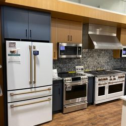 Kelly's Appliances, Furniture, & Mattresses