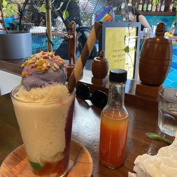 FOB Kitchen - Halo halo and some barrel peeps - Filipino Near Me - Oakland, California FOB Kitchen - Halo halo and some barrel peeps - Filipino Near Me - Oakland, California