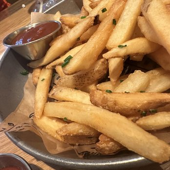 Gordon Ramsay Burger - Just Fries - Salad Near Me - Chicago, Illinois