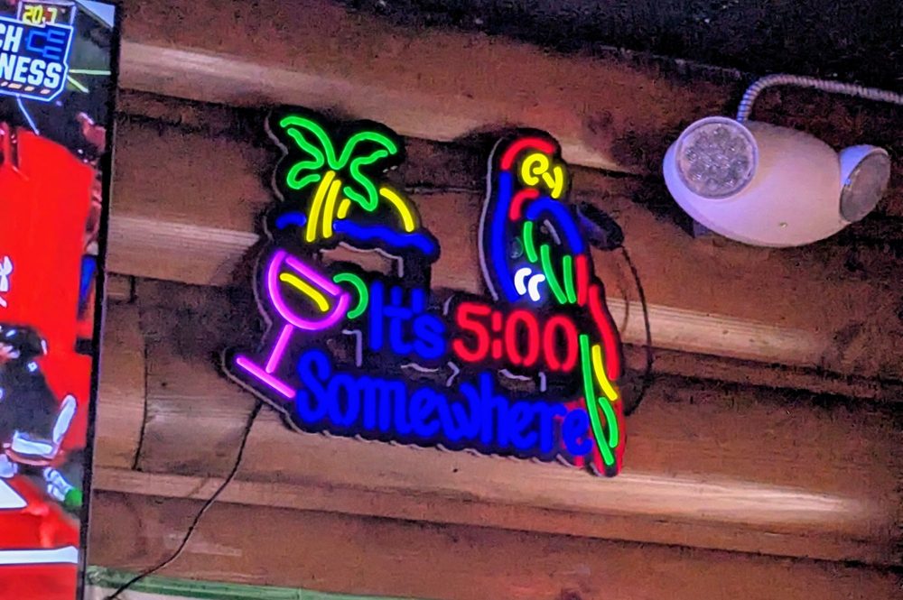 Social spots from Lynn's on Merle Hay