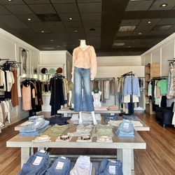 Montecito Collective - Women's and Men's selection of clothing