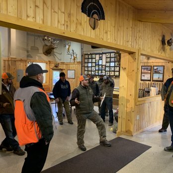 Ruggs Ranch - Morning meeting - Wildlife Hunting Ranges Near Me - Heppner, Oregon
