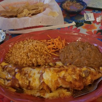 Hula Hut - Beef Fajita Enchilada - Tex-Mex Near Me - Austin, Texas