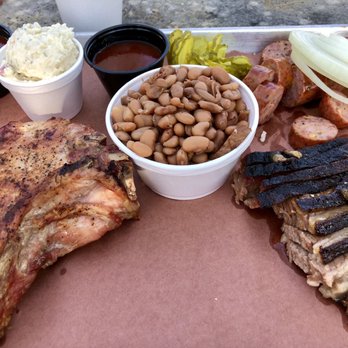 Schoepf's Bar-B-Que - Pot k Chop, Brisket, jalapeño/cheddar sausage. - Barbeque Near Me - Belton, Texas Schoepf's Bar-B-Que - Pot k Chop, Brisket, jalapeño/cheddar sausage. - Barbeque Near Me - Belton, Texas