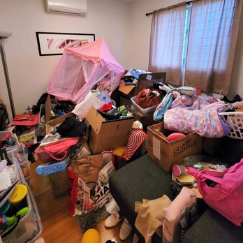 Organizer Concepts - Thsi initailly was suppose to be a guest bedroom but turned into a storage room. She needed help decluttering - Home Organization Near Me Organizer Concepts - Thsi initailly was suppose to be a guest bedroom but turned into a storage room. She needed help decluttering - Home Organization Near Me