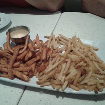 The Counter - 50/50 sweet potato & regular fries - Burgers Near Me - Honolulu, Hawaii