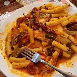 Formaggio's Pizzeria - Half eaten chicken Murphy. Nice amount of spice and tender chicken. Rigatoni was good too