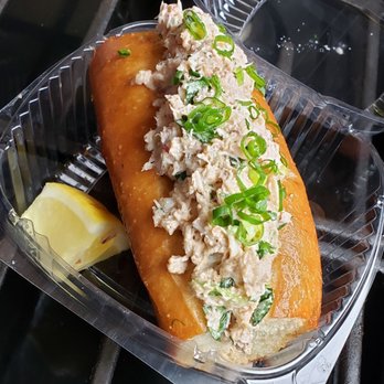 Fat Cheeks Hawaii - Crab roll - Sandwiches Near Me - Honolulu, Hawaii