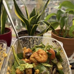 Yuno's Nutritional Meals - Love the rotating salads each week! I have them for breakfast;)