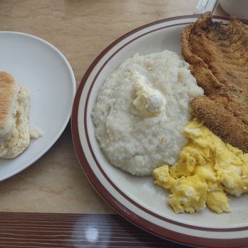 CJ’s Cafe - Red Snapper and Grits with bisquits - Mexican Near Me - Los Angeles, California CJ’s Cafe - Red Snapper and Grits with bisquits - Mexican Near Me - Los Angeles, California