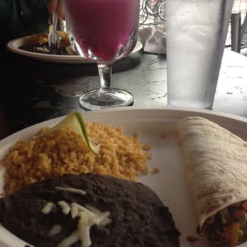 Chupacabra Cantina Y Tacqueria - Desert Pear Marg with black beans and rice. Ground beef taco plate - Bars Near Me - Austin, Texas