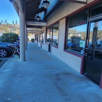 Yea's Wok - Chinese Near Me - Newcastle, Washington