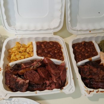 Everett & Jones - BBQ combos - Barbeque Near Me - Berkeley, California Everett & Jones - BBQ combos - Barbeque Near Me - Berkeley, California
