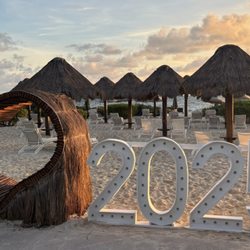 Atelier Playa Mujeres - New Year's Day