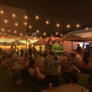 Paradise Park - Rooftop - Pizza Near Me - Chicago, Illinois Paradise Park - Rooftop - Pizza Near Me - Chicago, Illinois