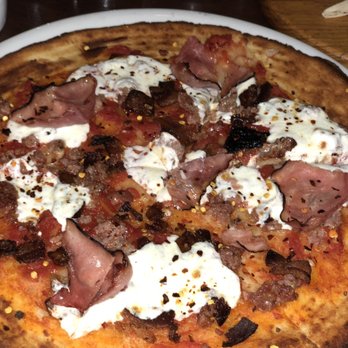 Pizzeria Seven Twelve - Pizza Near Me - Orem, Utah