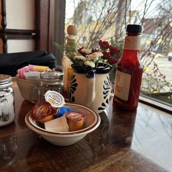 Axolotl Café - Breakfast & Brunch Near Me - Milwaukee, Wisconsin