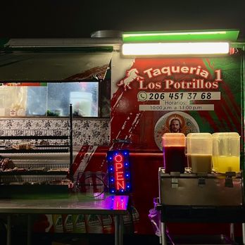 Los Potrillos - a food truck at night - Mexican Near Me - Seattle, Washington Los Potrillos - a food truck at night - Mexican Near Me - Seattle, Washington